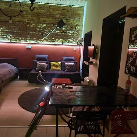 Aranyos Apartman บูดาเปสต์ ภายนอก รูปภาพ