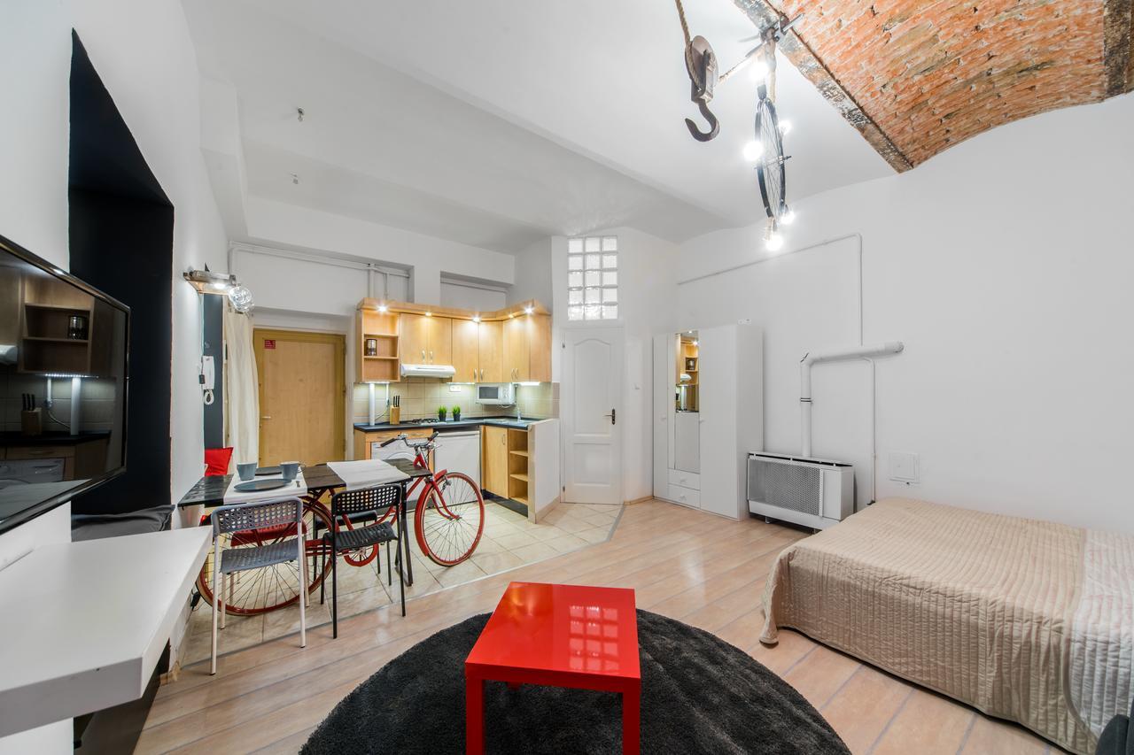 Aranyos Apartman บูดาเปสต์ ภายนอก รูปภาพ